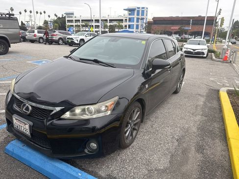 Used 2012 Lexus CT 200h Premium image 2