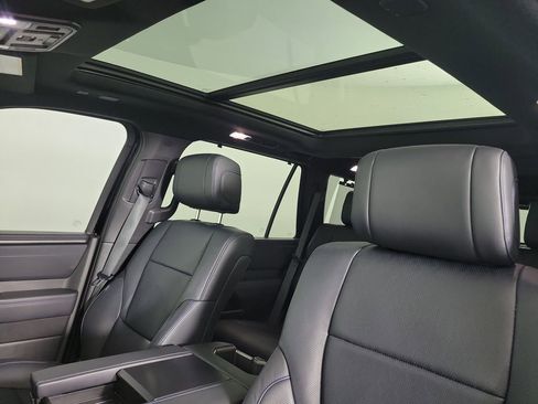 Certified 2026 Toyota Sequoia Platinum AWD/4WD image 21