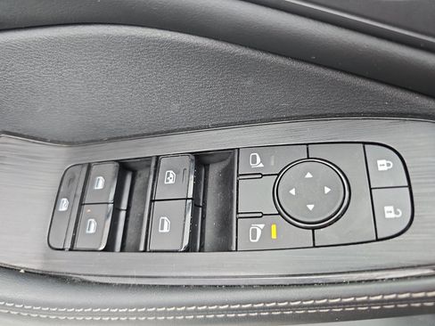 Certified 2023 Nissan Rogue SV w/ SV Premium B Package FWD image 27