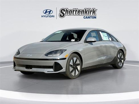 New 2025 Hyundai Ioniq 6 SE image 1