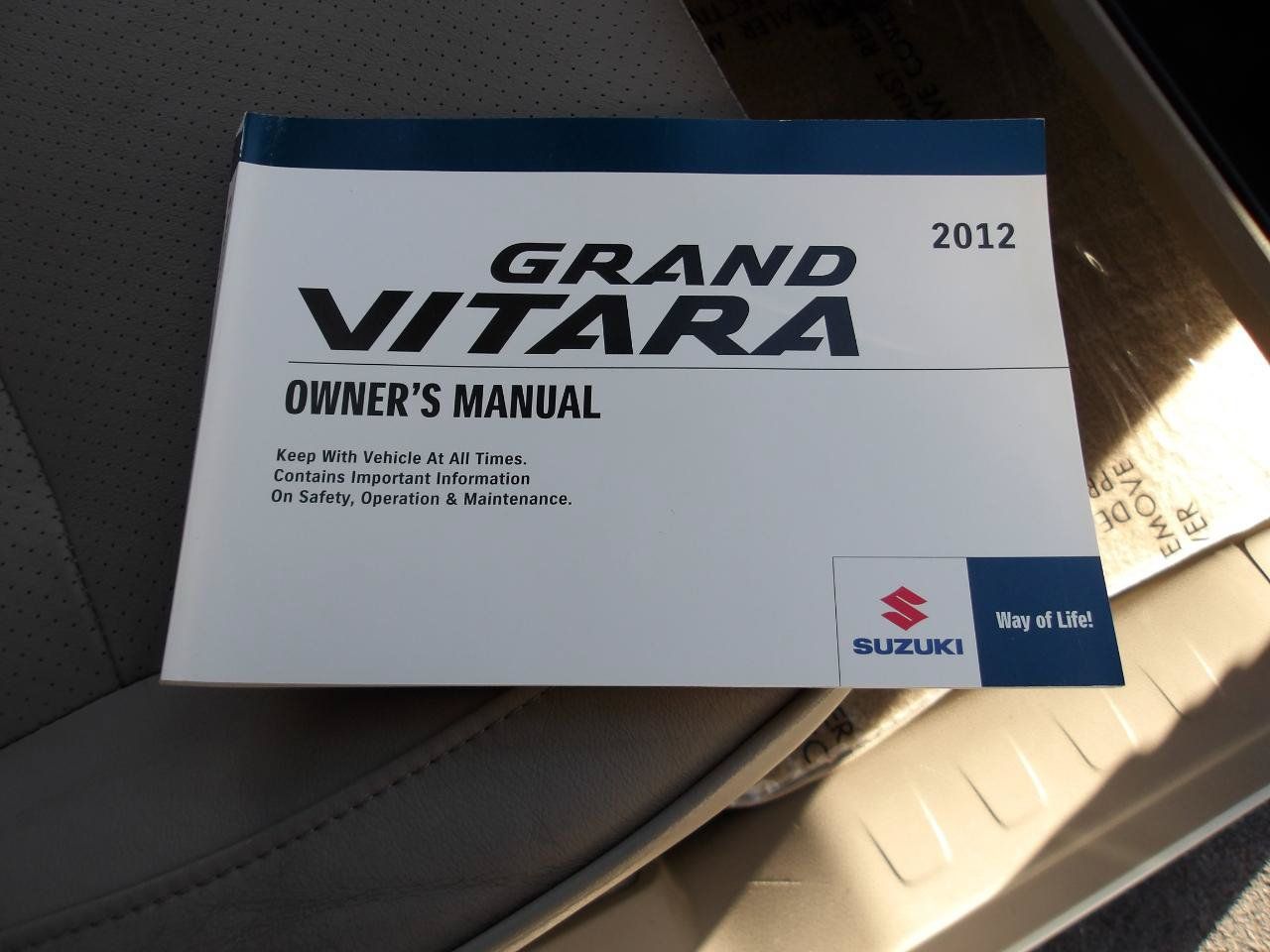 Used 2012 Suzuki Grand Vitara Limited AWD/4WD image 25