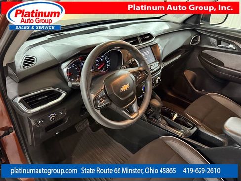 Used 2021 Chevrolet TrailBlazer LT FWD image 13