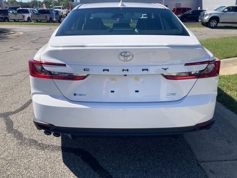New 2026 Toyota Camry SE image 8