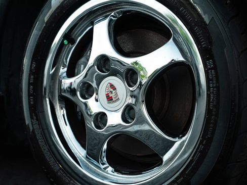 Used 1995 Porsche 968 Cabriolet RWD image 14