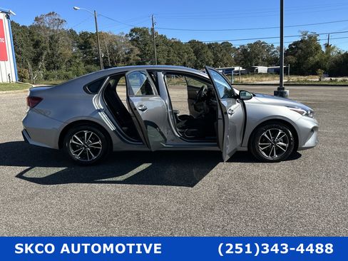 Used 2024 Kia Forte LXS w/ LXS Technology Package image 33