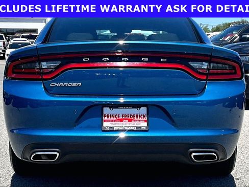 Used 2023 Dodge Charger SXT w/ Cold Weather Package RWD image 4