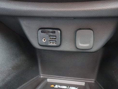 Used 2023 Chevrolet Traverse High Country w/ LPO, Floor Liner Package image 18