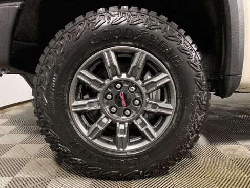 New 2026 GMC Sierra 1500 AT4X image 10