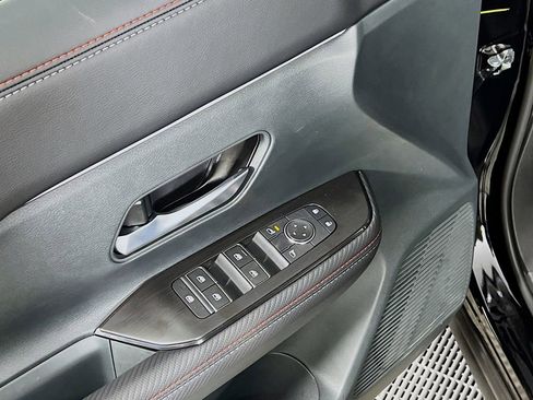 New 2026 Nissan Kicks SR w/ SR Premium Package image 13