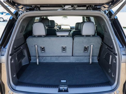 Used 2026 Chevrolet Traverse LT w/ Enhanced Driving Package image 13