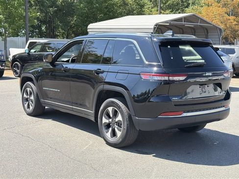 Used 2023 Jeep Grand Cherokee 4WD 4xe image 11