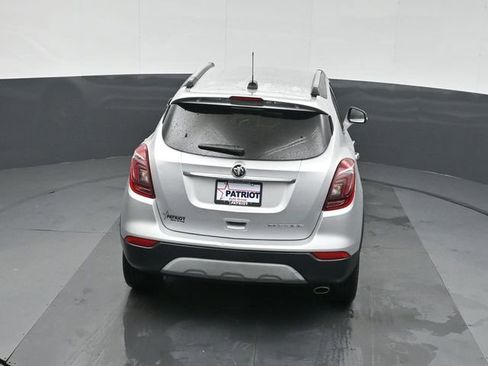 Used 2019 Buick Encore Sport Touring FWD image 32