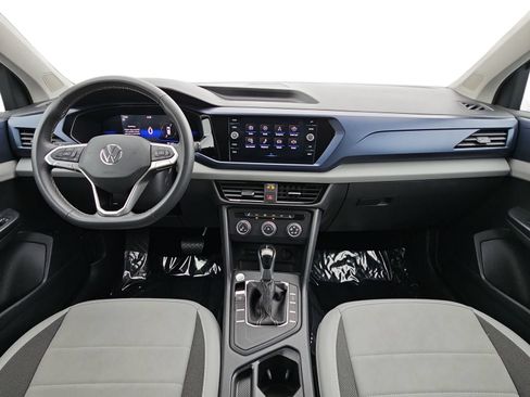 Used 2022 Volkswagen Taos SE FWD image 9
