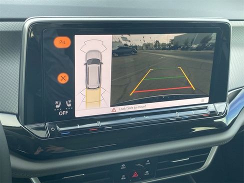 New 2026 Volkswagen Atlas Peak Edition image 23