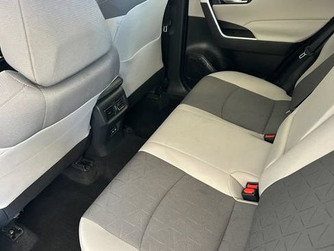 Used 2024 Toyota RAV4 XLE w/ Convenience Package FWD image 16