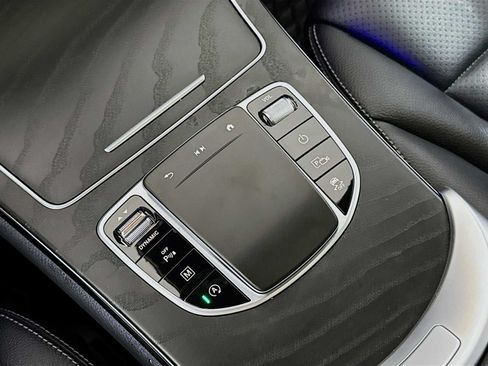 Used 2022 Mercedes-Benz GLC 300 4MATIC Coupe image 17