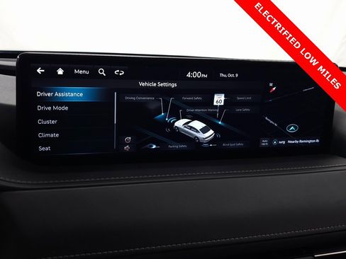 Used 2024 Genesis G80 image 26