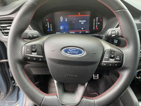 Used 2023 Ford Escape ST-Line image 29