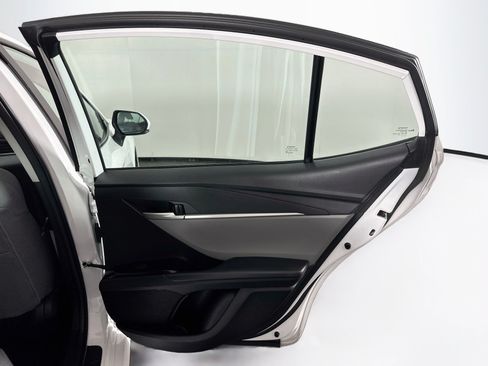 Used 2025 Toyota Camry LE FWD image 30
