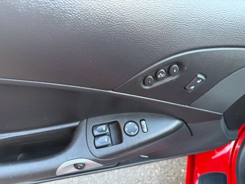 Used 2006 Chevrolet Corvette Convertible w/ Preferred Equipment Group image 22