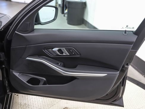 Certified 2025 BMW 330i xDrive 330i xDrive image 29