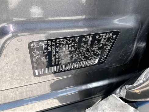 Used 2024 Nissan Rogue SV w/ SV Premium Package FWD image 19