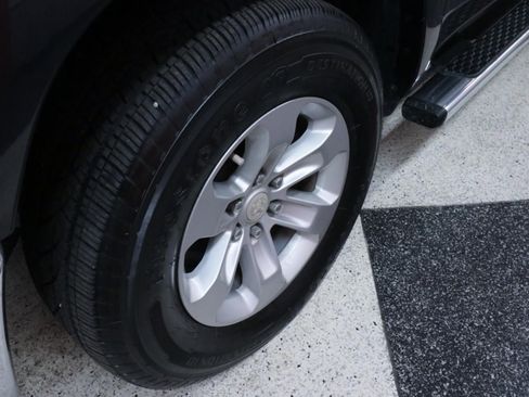 Used 2021 RAM 1500 Laramie image 42