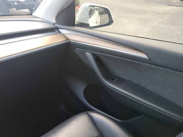Used 2023 Tesla Model Y Performance AWD/4WD image 20