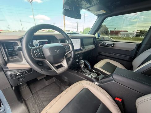 Used 2024 Ford Bronco Wildtrak AWD/4WD image 14
