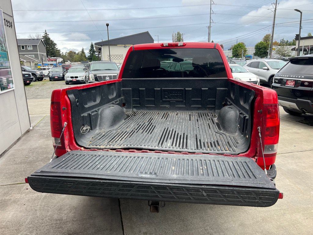 Used 2011 GMC Sierra 1500 SLE w/ Regional Value Package AWD/4WD image 7