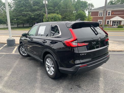 Used 2024 Honda CR-V EX image 4