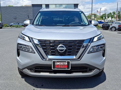 Certified 2023 Nissan Rogue SV w/ SV Premium Package AWD/4WD image 2