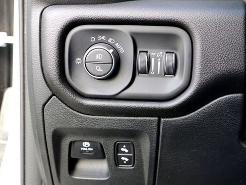 Used 2023 RAM 1500 Laramie image 19