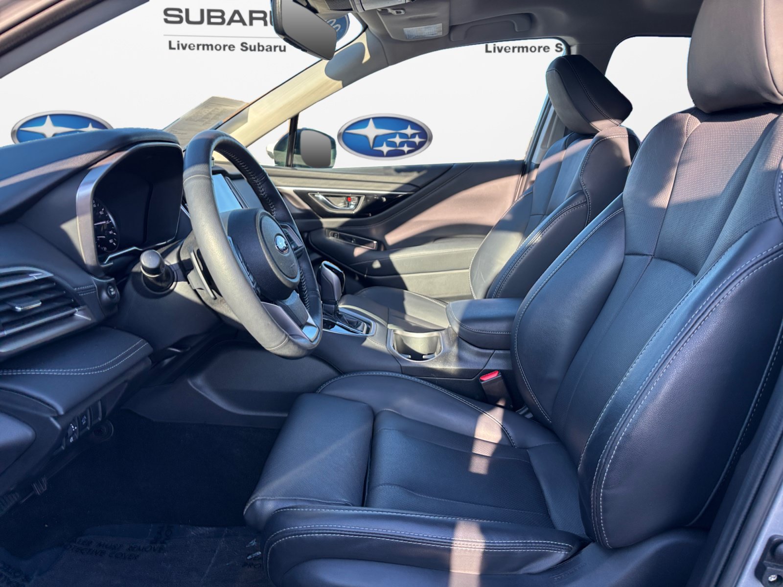 Certified 2023 Subaru Outback Limited AWD/4WD image 11