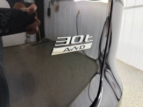 Used 2020 Jaguar F-PACE R-Sport image 34