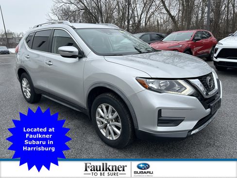 Used 2020 Nissan Rogue SV image 1