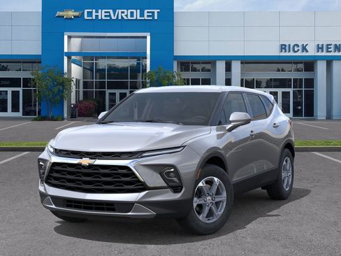 New 2026 Chevrolet Blazer LT FWD image 8