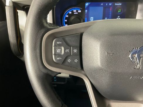 Used 2022 Ford Bronco Badlands image 23