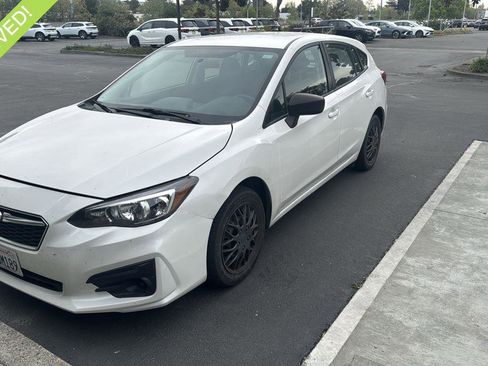 Used 2019 Subaru Impreza 2.0i image 1