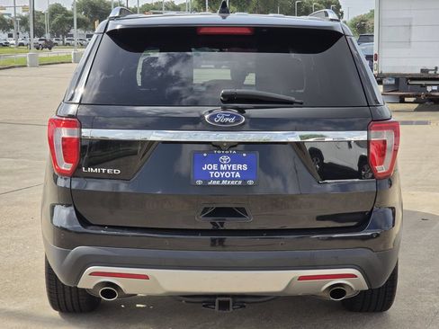 Used 2017 Ford Explorer Limited FWD image 8