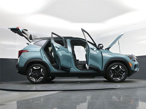New 2026 Kia Seltos SX image 42