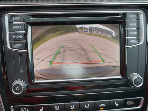 Used 2017 Volkswagen Passat 1.8T SE w/ SE Lighting Package FWD image 24