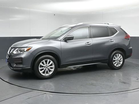 Used 2020 Nissan Rogue SV FWD image 4