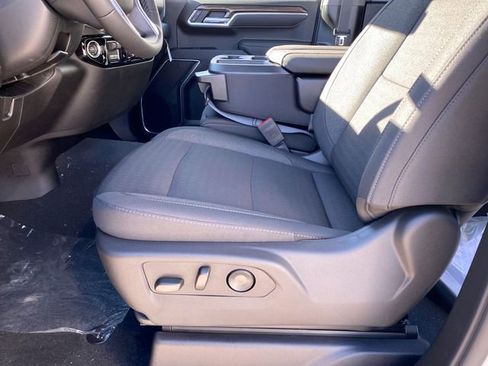 New 2026 Chevrolet Silverado 1500 LT image 24
