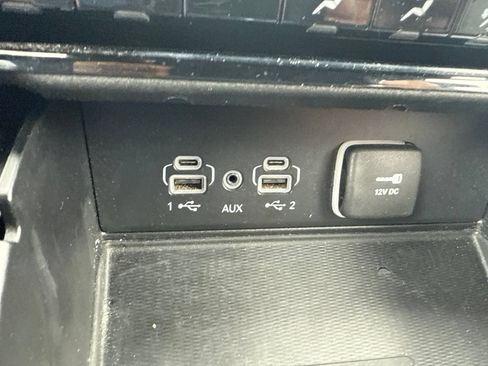 Used 2024 Jeep Grand Cherokee Altitude AWD/4WD image 26