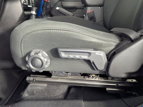 Used 2021 Jeep Wrangler Unlimited Sport image 12