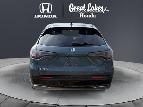 Used 2023 Honda HR-V EX-L image 3
