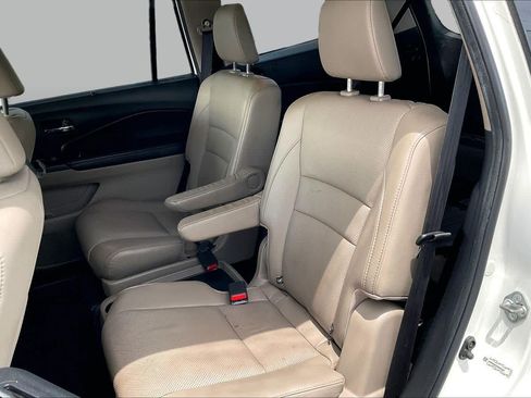 Used 2016 Honda Pilot Elite image 21
