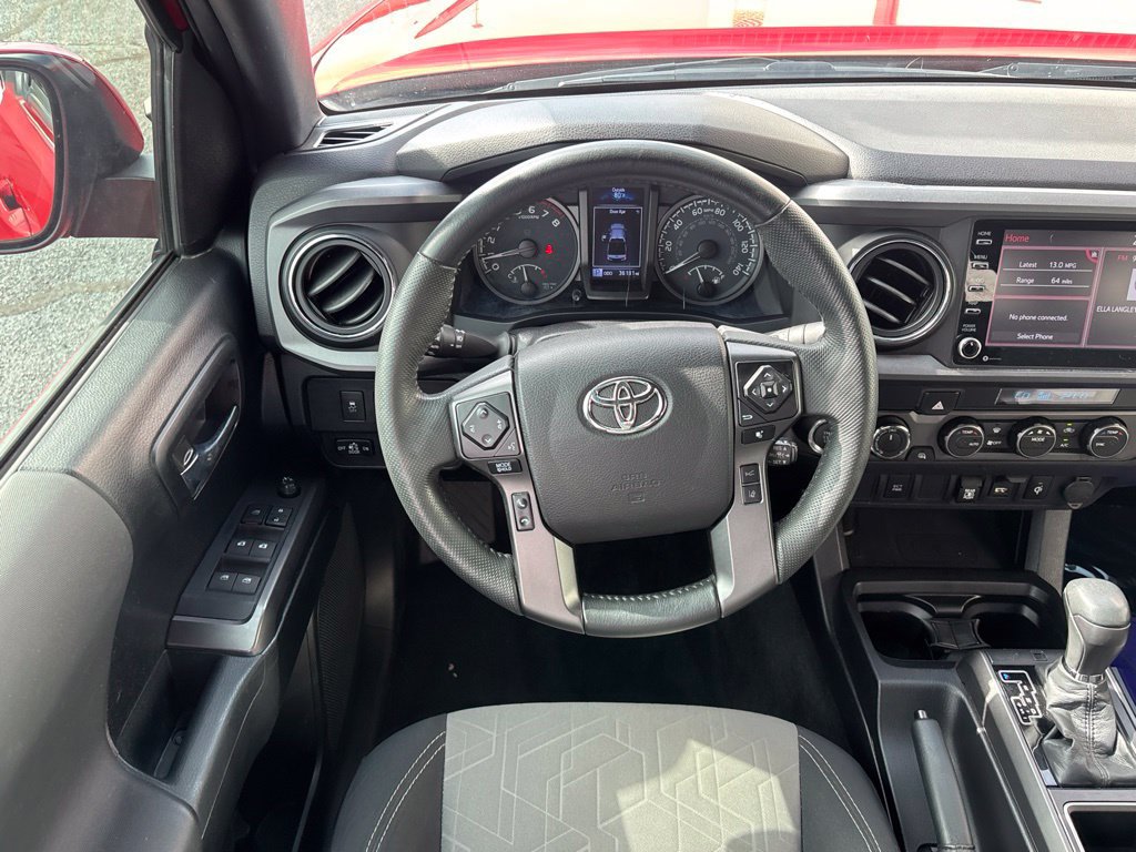 Used 2021 Toyota Tacoma TRD Off-Road AWD/4WD image 3