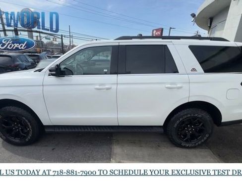 Used 2024 Ford Expedition Timberline image 2